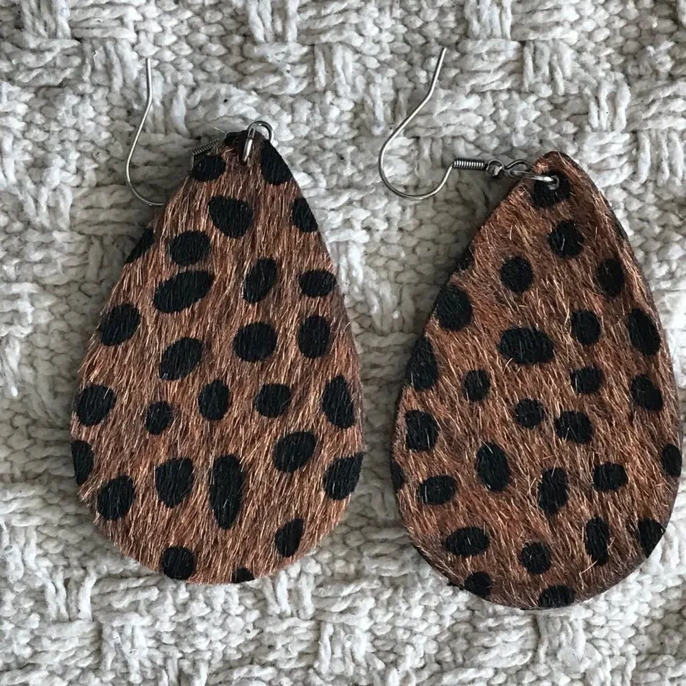 𝅺TEAR drop leather earrings bundle NWOT